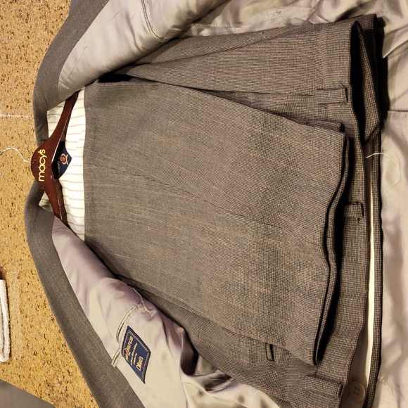 Tommy Hilfiger 100%wool suit 42R - Picture 5 of 5